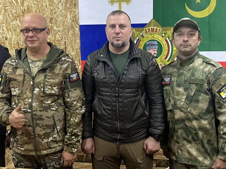 Новочеркасский депутат отвез гуманитарную помощь защитникам Отечества Новочеркасский депутат отвез гуманитарную помощь защитникам Отечества