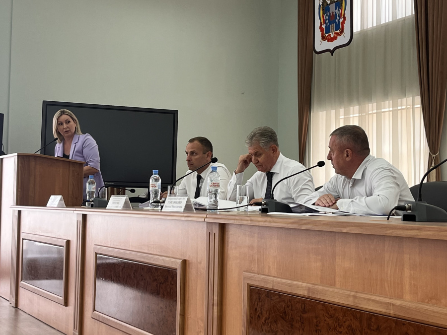 Депутаты рассмотрели бюджетные вопросы 