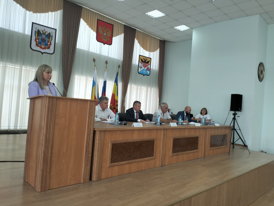 Депутаты рассмотрели поправки в бюджетные статьи города
