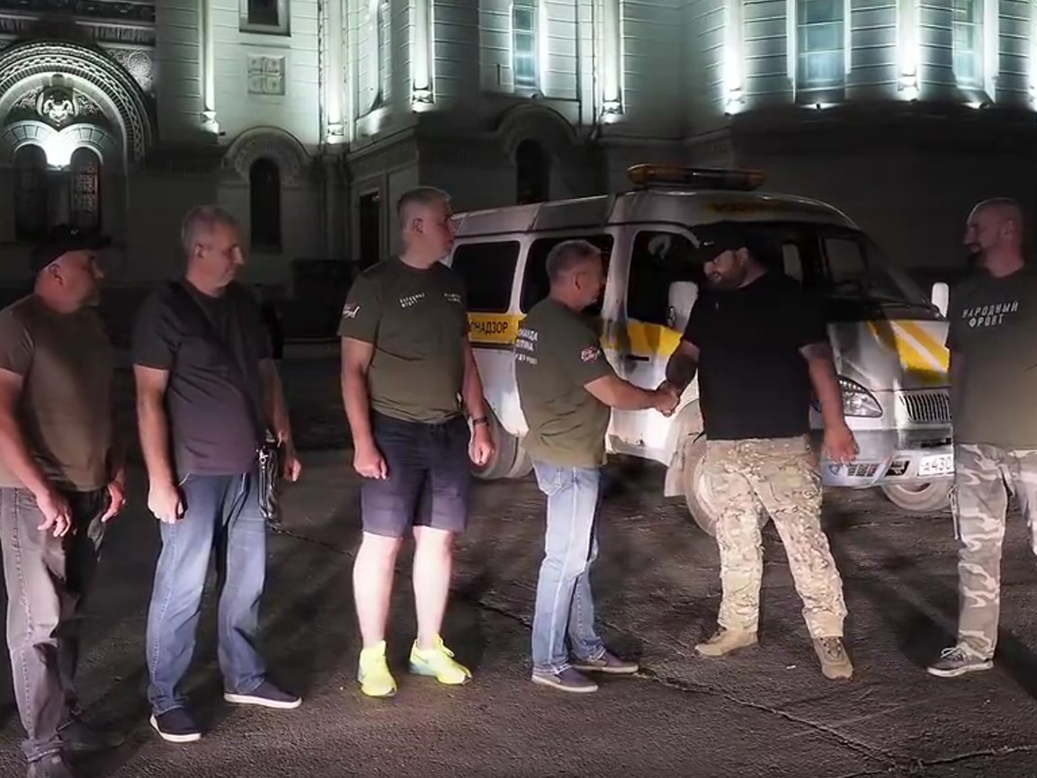 Десантники получат автомобиль от новочеркасцев
