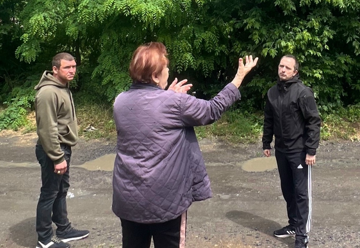 Депутат Павел Лебедев помог решить вопрос с освещением на улице Октябрьской