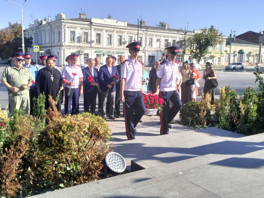 Новочеркасск отмечает 273-летие атамана Платова